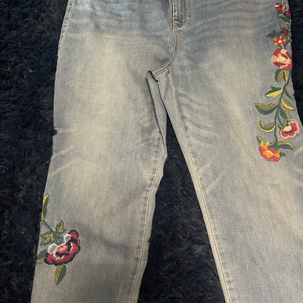 Chico's Blue Straight Leg Jeans with Floral Embroidery